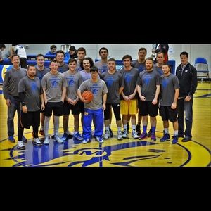 Meet your Posher, Adam